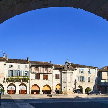 Charmante Maison Avec Piscine * Saint-Mesmin (Dordogne)